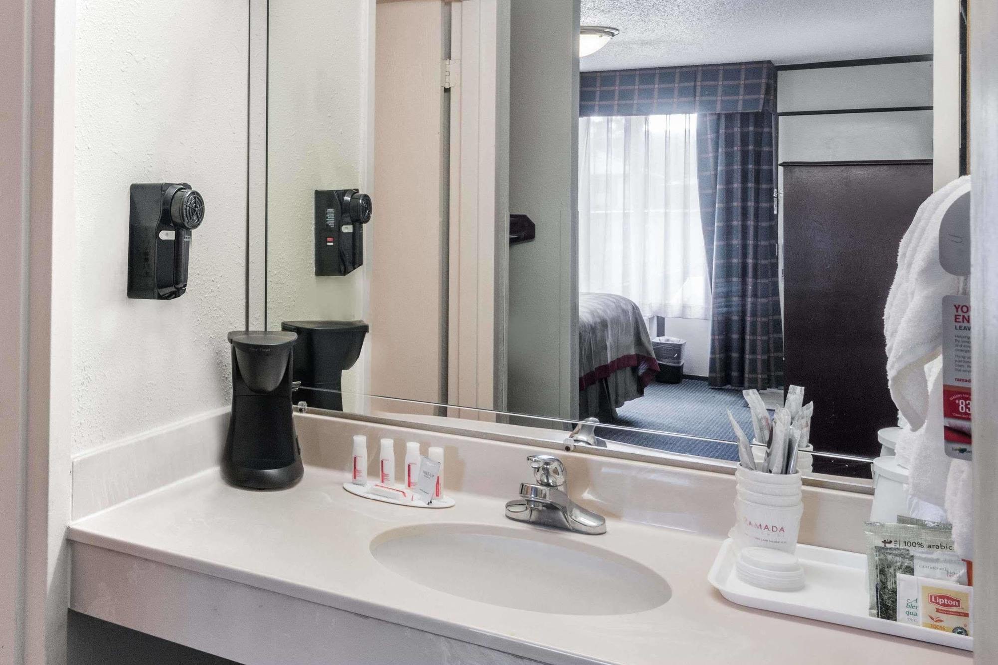 Ramada New Braunfels Ξενοδοχείο Εξωτερικό φωτογραφία